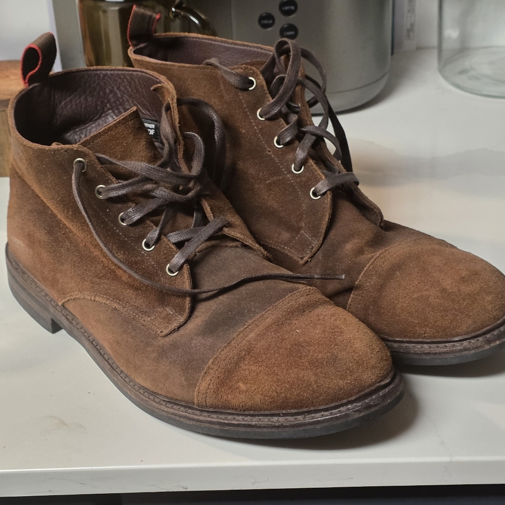 Allen Edmonds Patton Weatherproof Suede Cap-Toe Boots w Danite Sole Sz 13 Mens